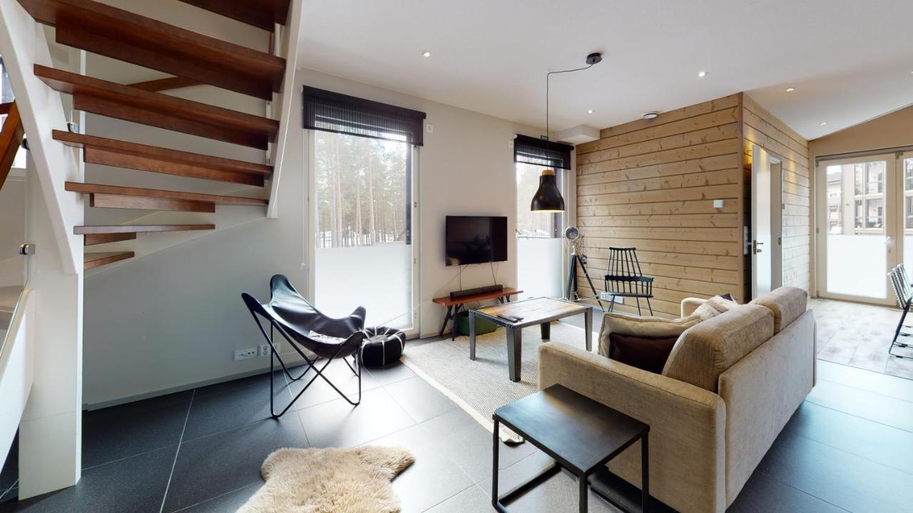 Sandy Kelt - Irish House Apartments Kalajoki Luaran gambar